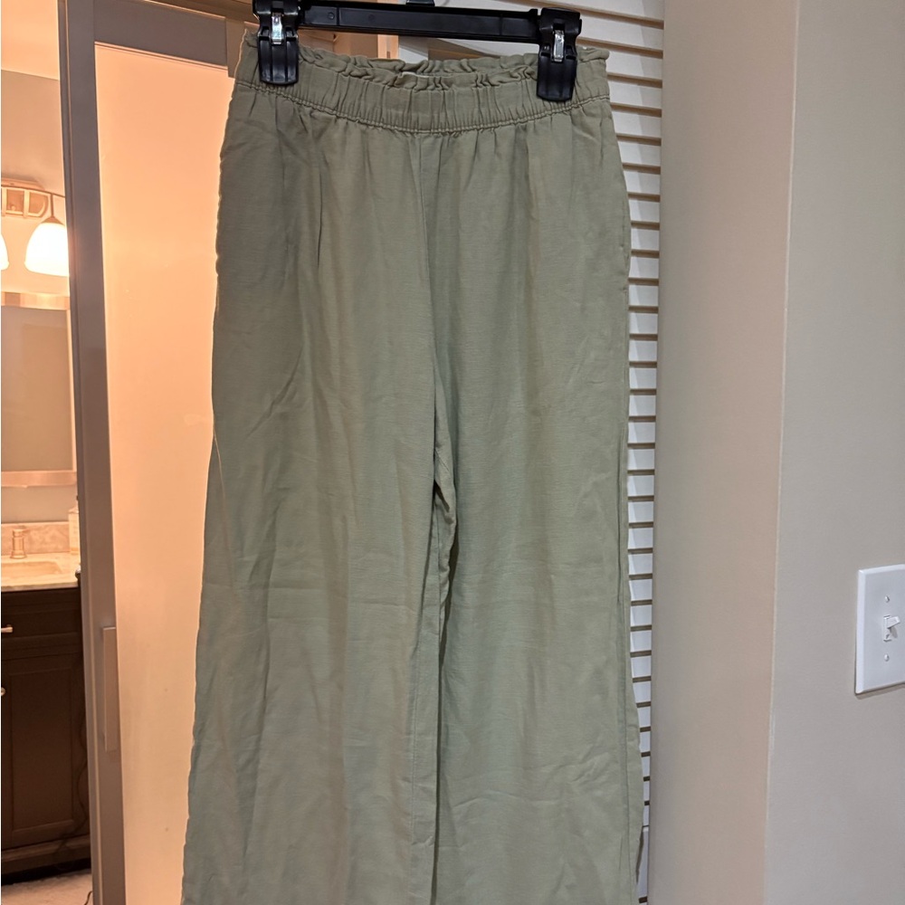 Abercrombie Green Linen Pants